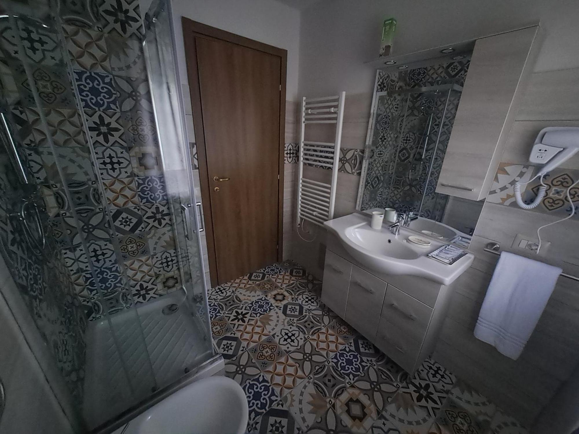Villa Visocchi Bed And Breakfast Atina Ngoại thất bức ảnh